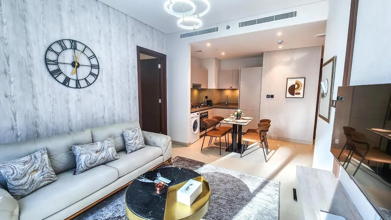 Stay By Latinem 2Br Holiday Home Cvr B1808 Near Burj Khalifa دبي 0*,